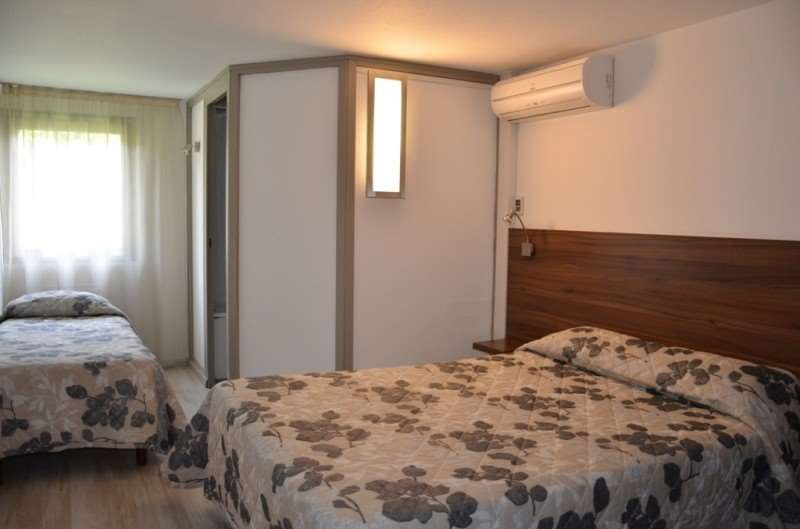 Brit Hotel Plaisance A9/A61 Narbonne Oda fotoğraf
